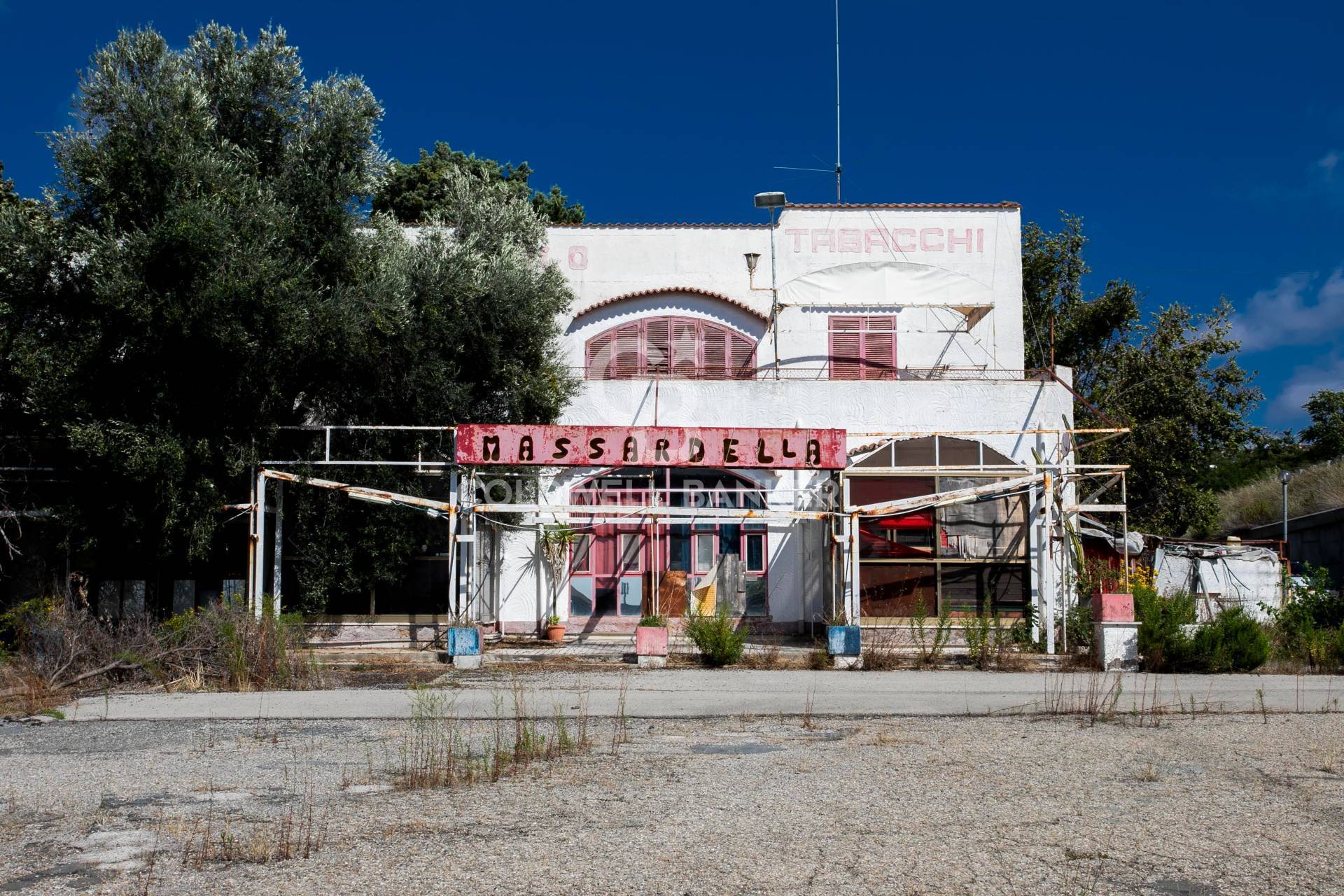 Stabile in vendita a Tarquinia, Top 16