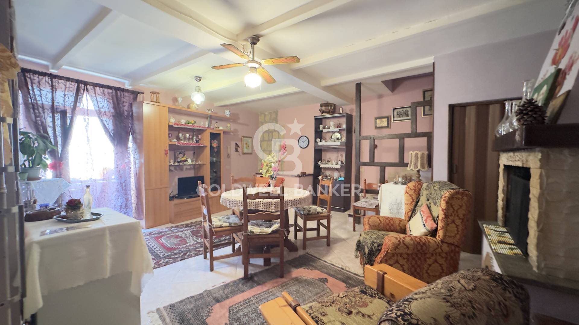 Appartamento indipendente in vendita a Tarquinia, Centro Storico