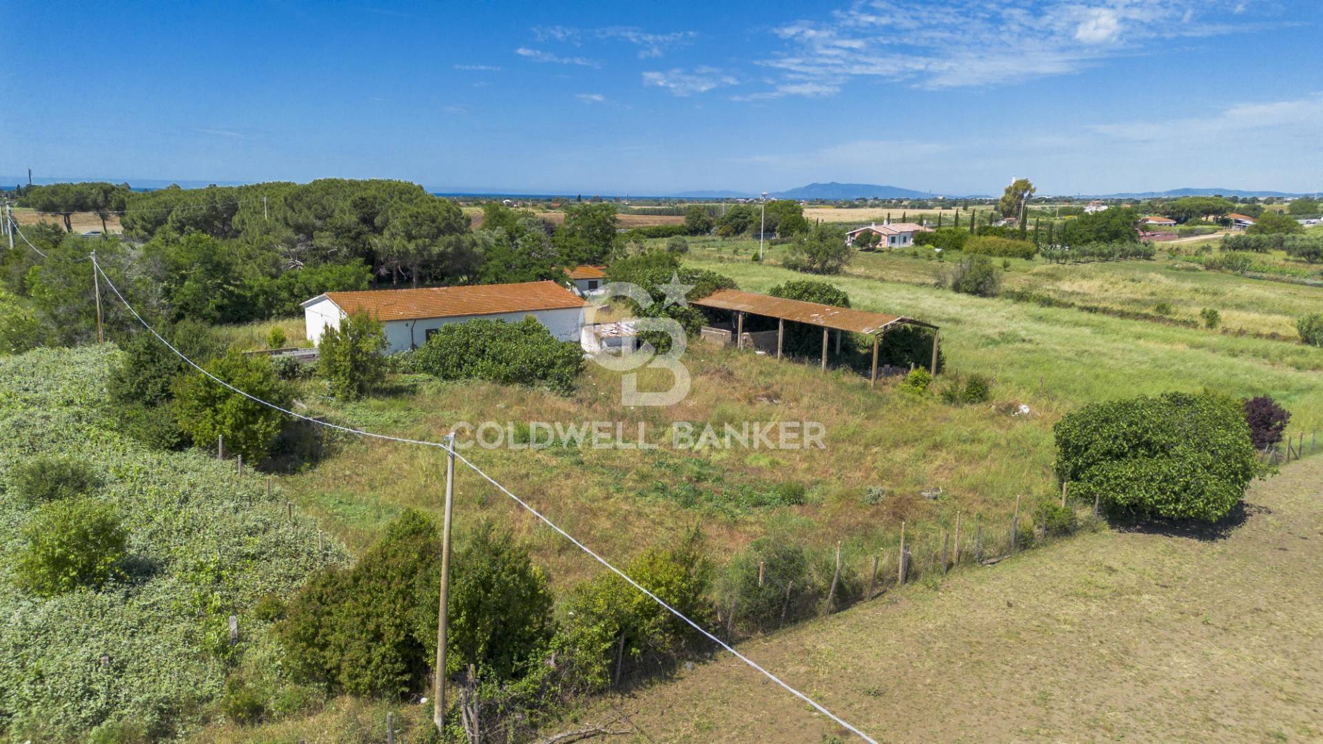 Villa quadrifamiliare in vendita a Montalto di Castro, Montalto di Castro