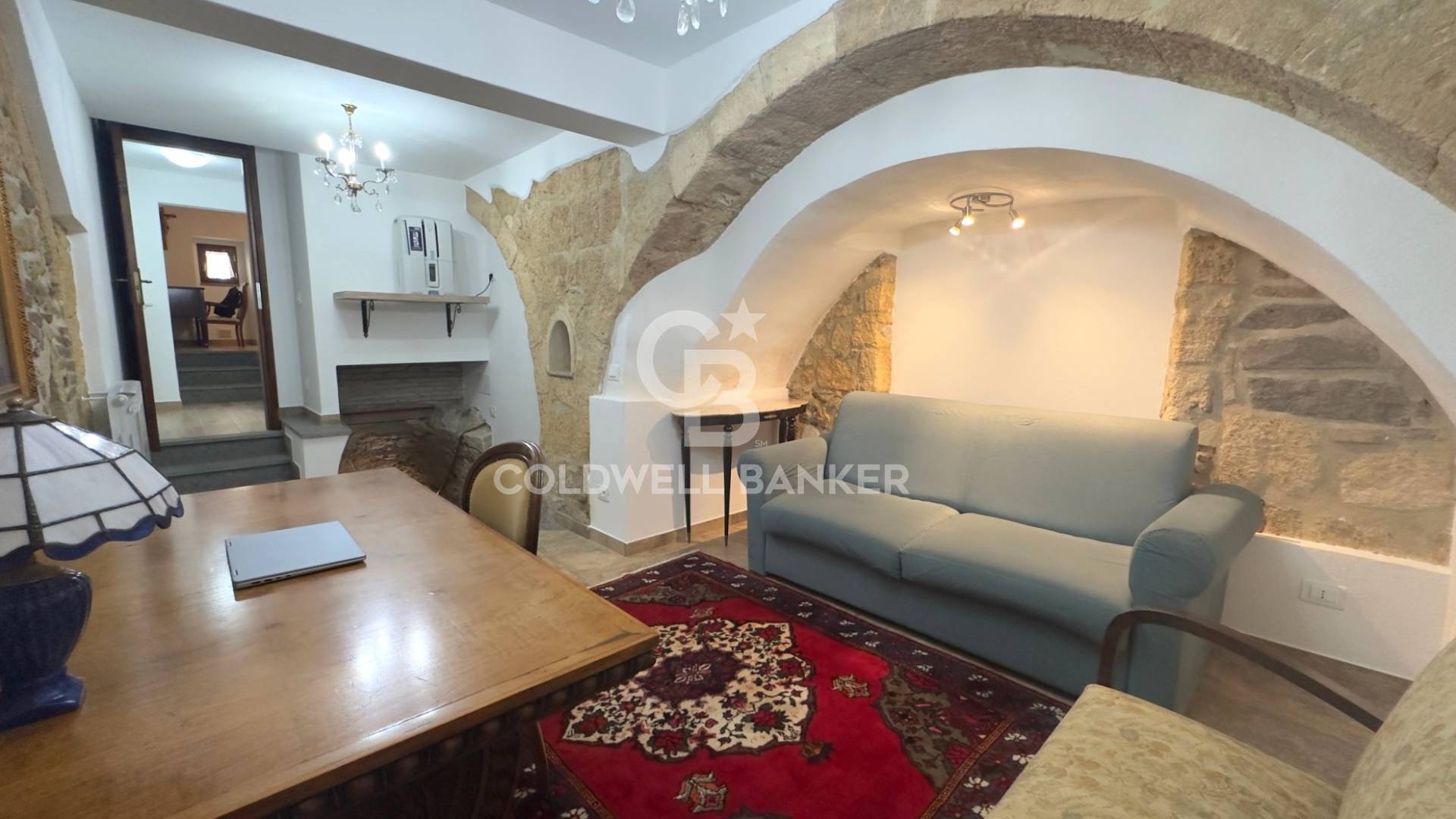 Appartamento indipendente in vendita a Tarquinia, Centro Storico