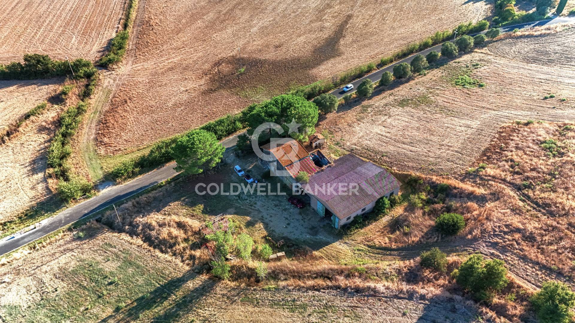 Rustico/Casale/Corte in vendita a Tarquinia, Campagna