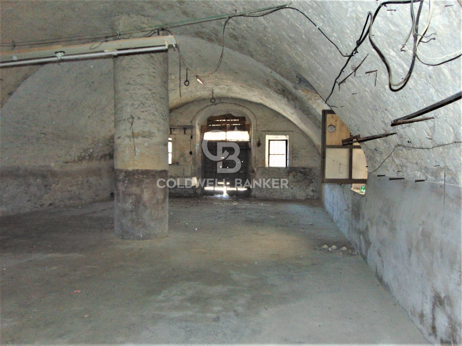Garage in vendita a Tarquinia, Centro Storico