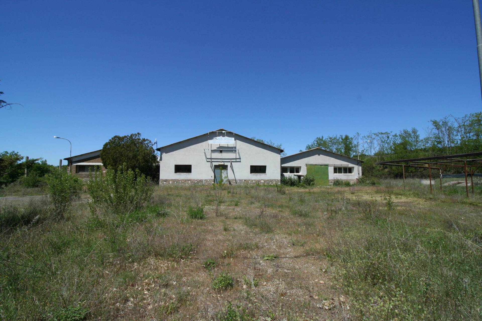 Capannone in vendita a Soriano nel Cimino