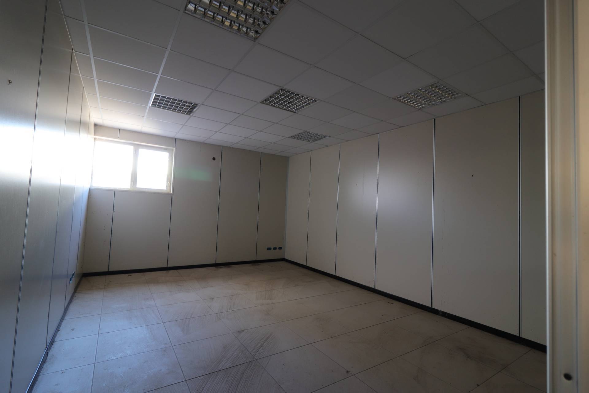 Capannone in vendita a Soriano nel Cimino