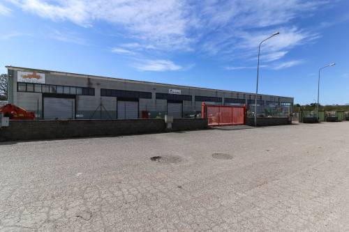 Capannone in vendita a Capranica