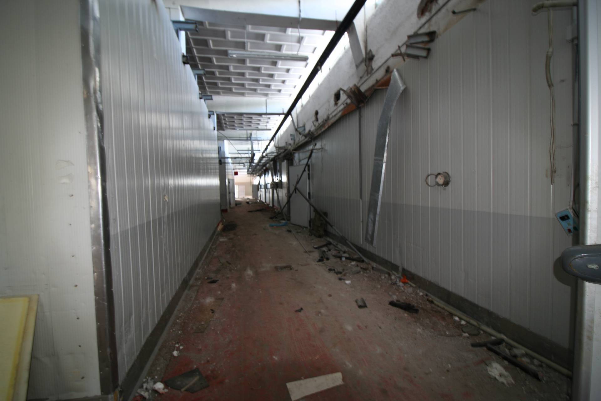 Edificio Industriale in vendita a Viterbo