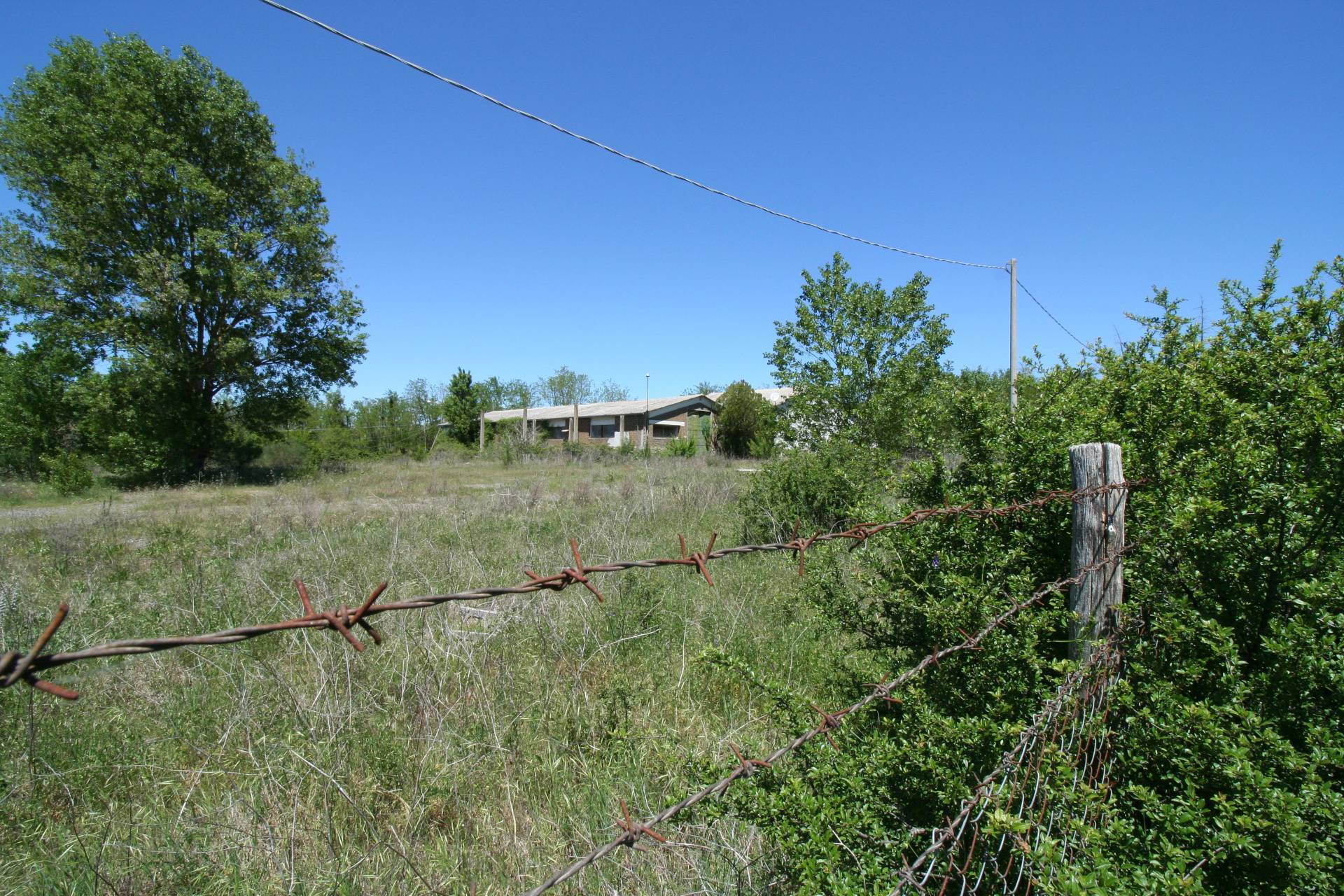 Capannone in vendita a Soriano nel Cimino