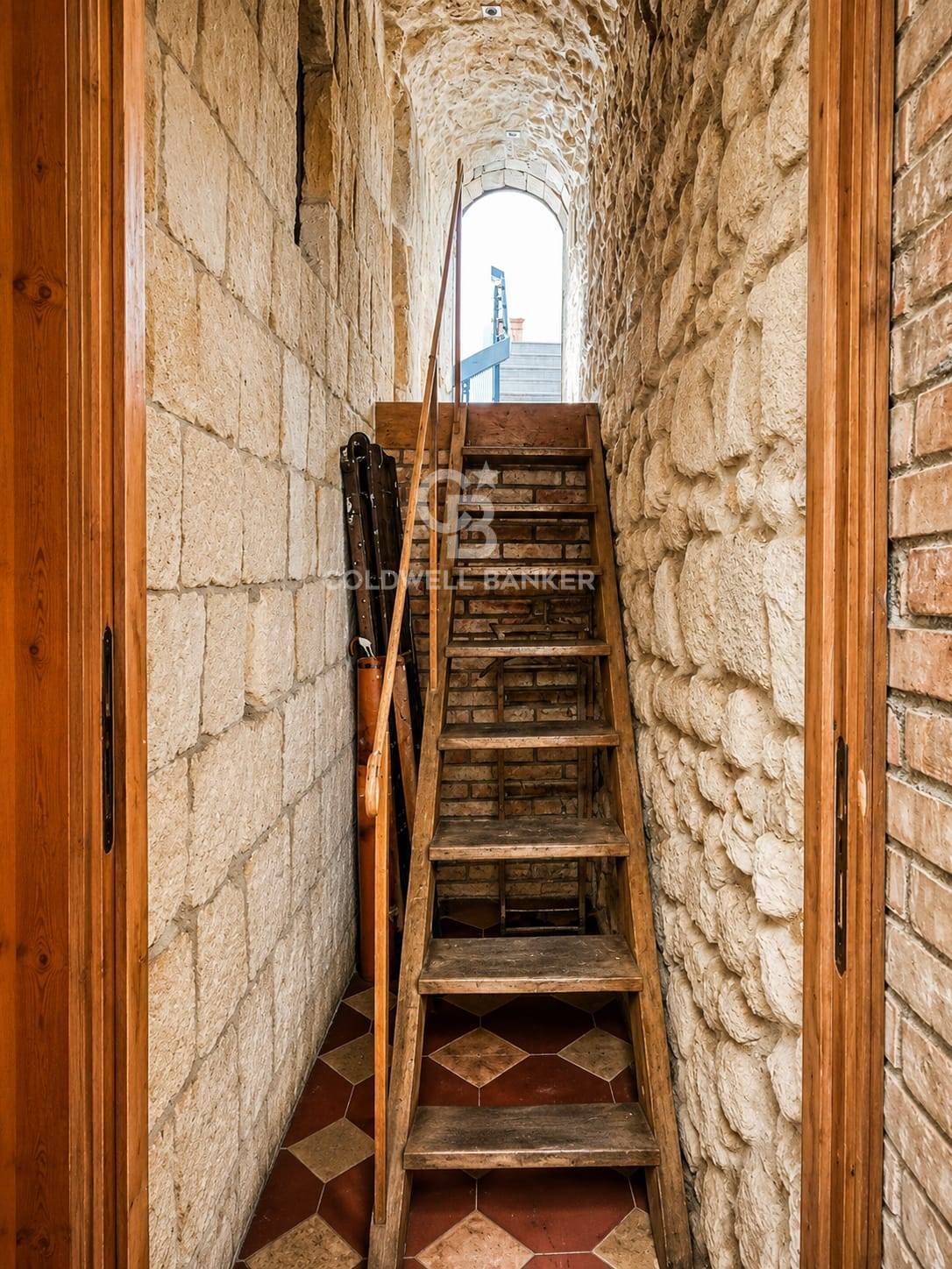 Porzione di Casa in vendita a Tarquinia, Centro Storico