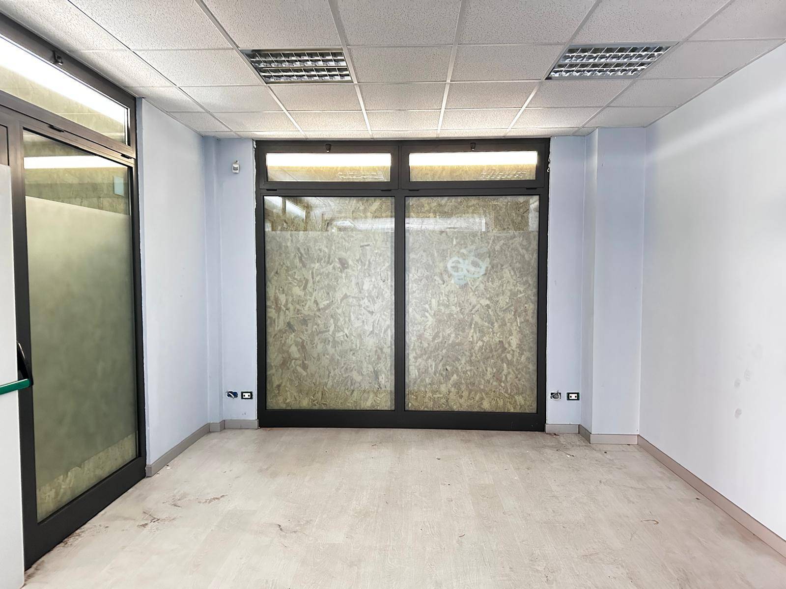 Ufficio in vendita a Viterbo, Pilastro