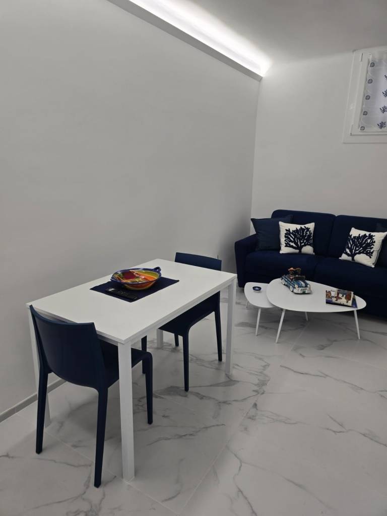 Appartamento in affitto a Chiavari, centro levante