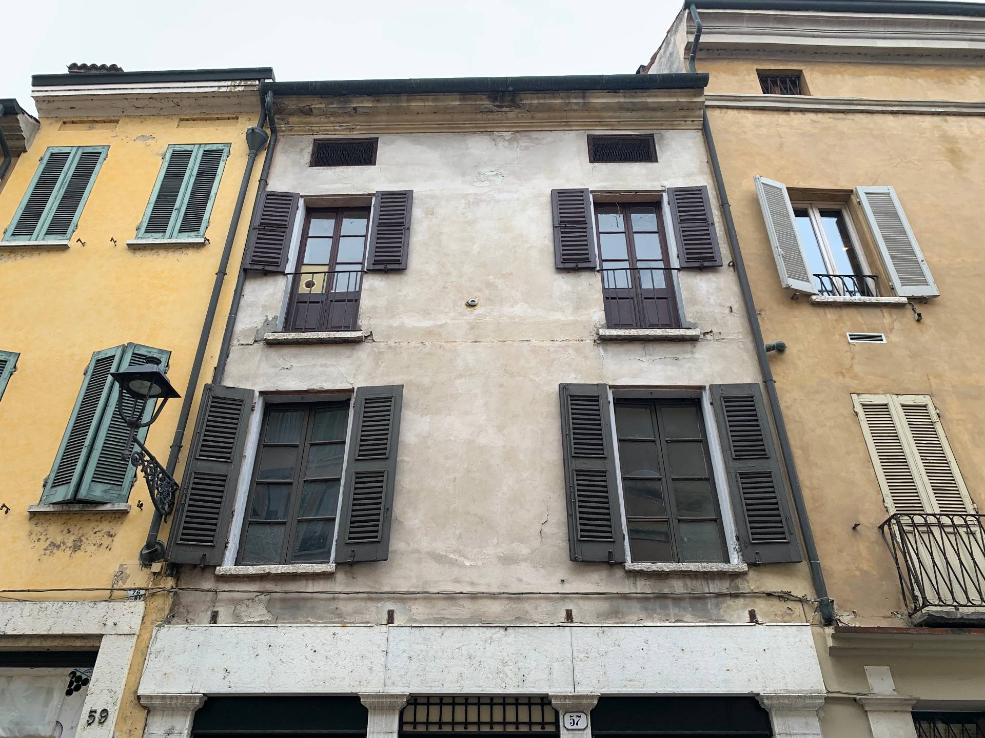 Casa indipendente da ristrutturare, Mantova centro storico