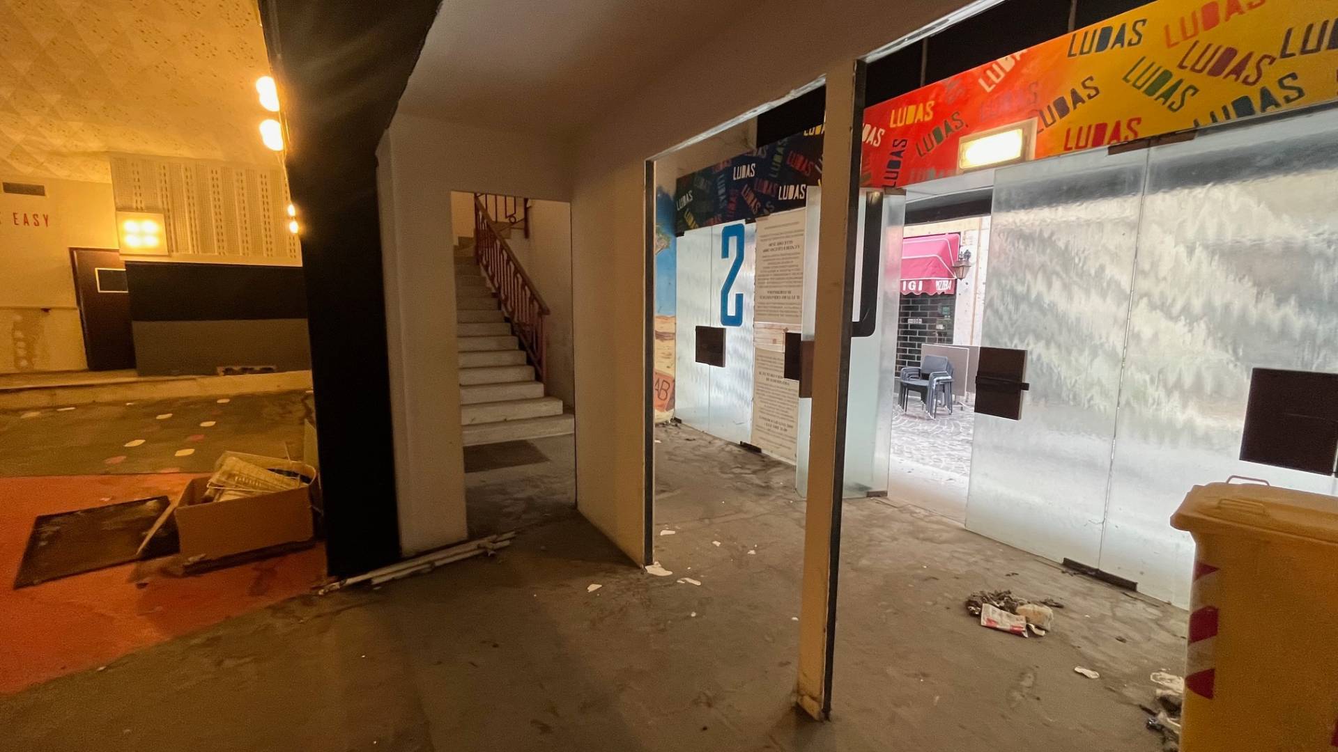 Locale commerciale in vendita a Mantova