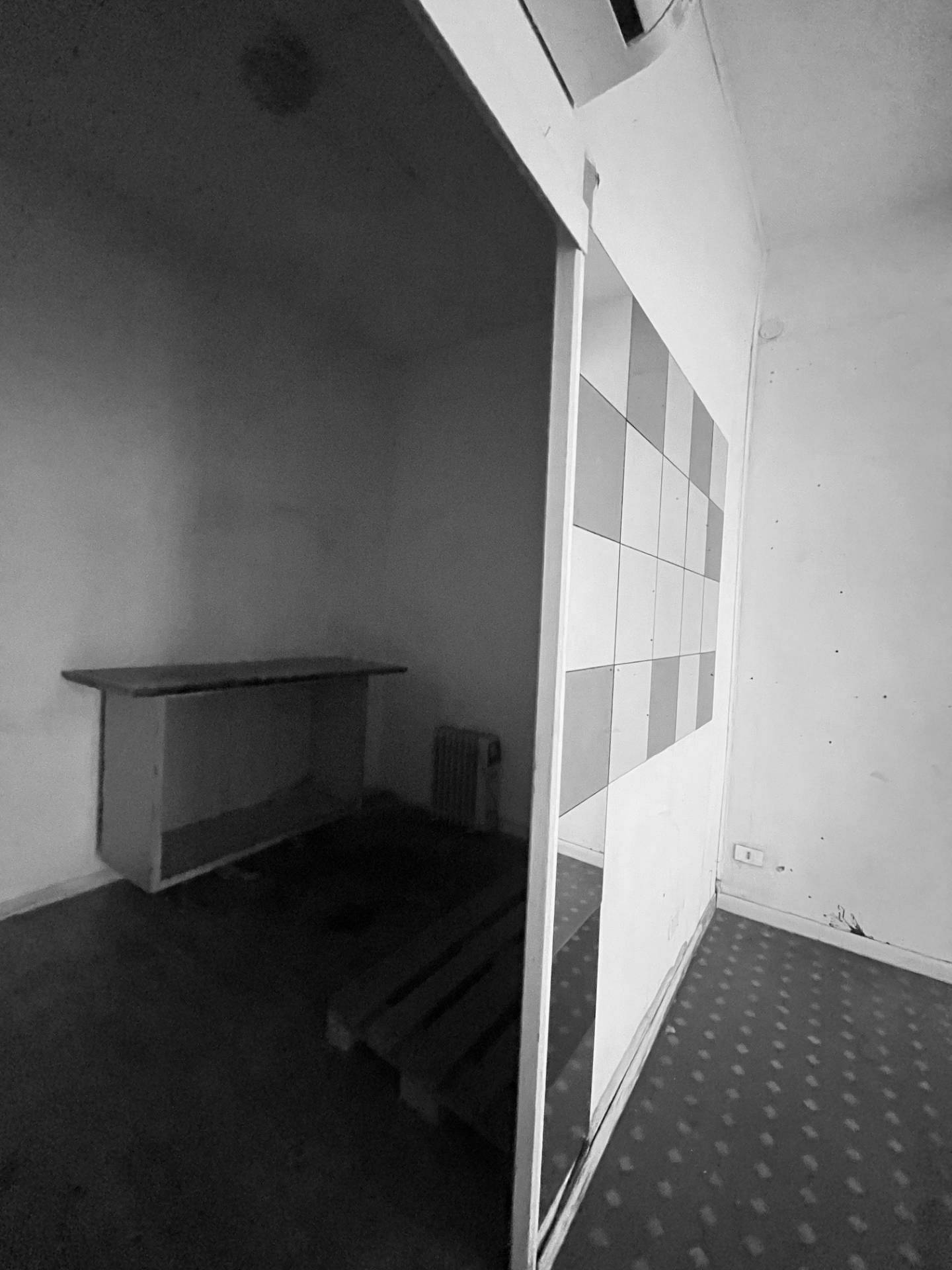 Locale commerciale in vendita a Mantova, Centro storico