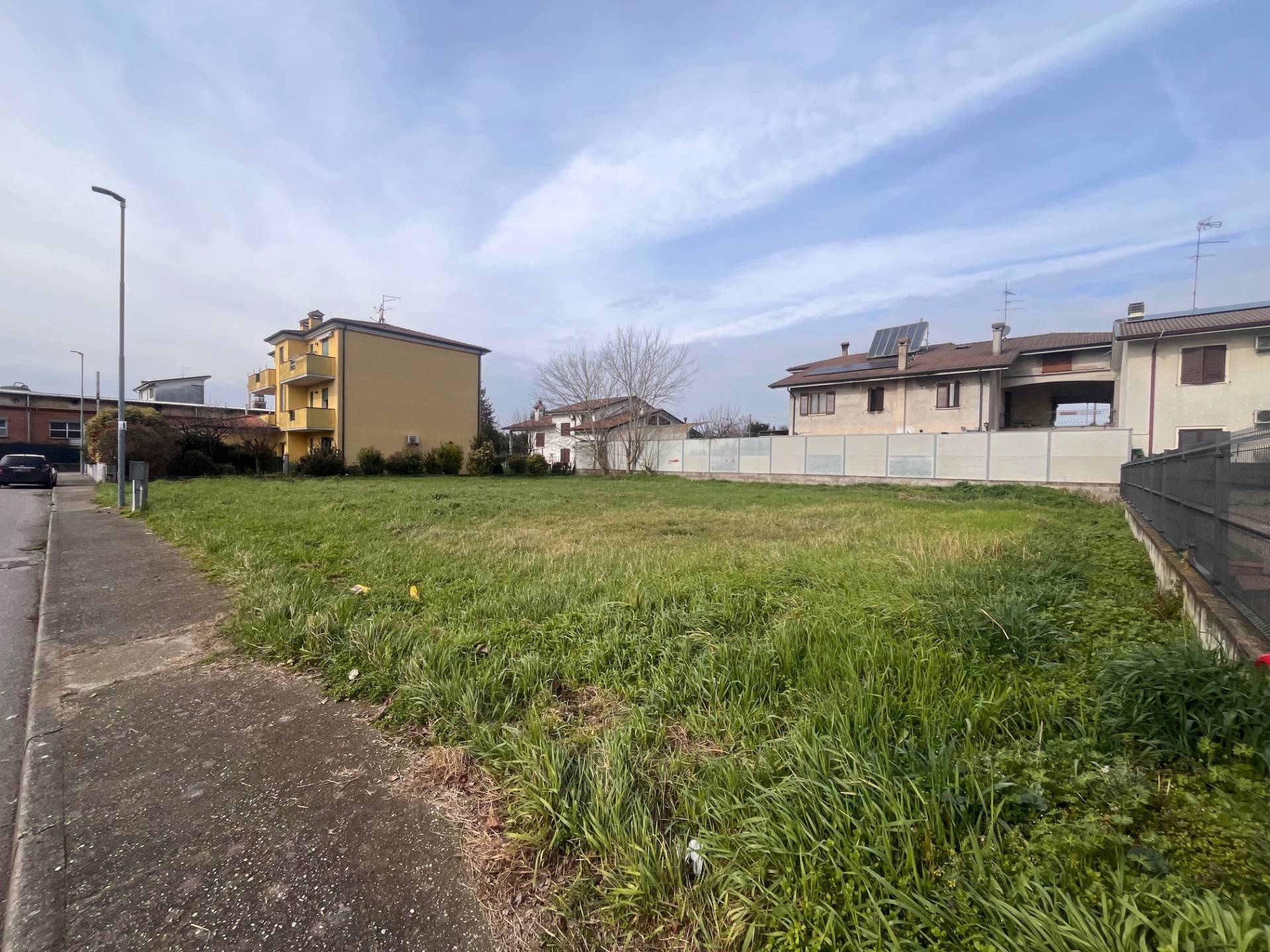 Terreno edificabile in vendita a San Giorgio Bigarello