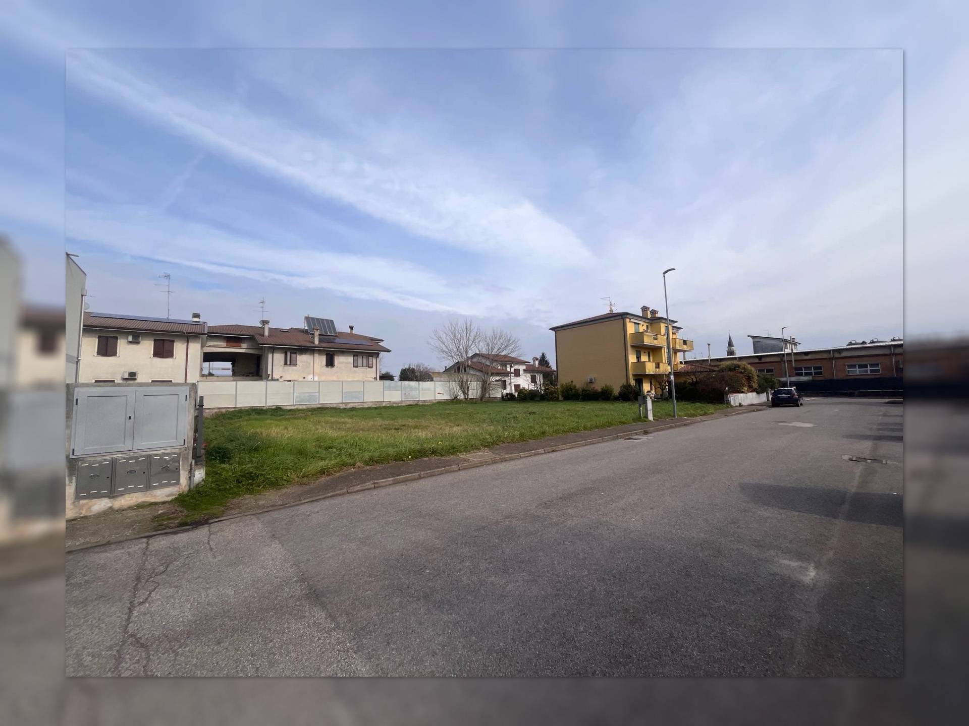 Terreno edificabile in vendita a San Giorgio Bigarello