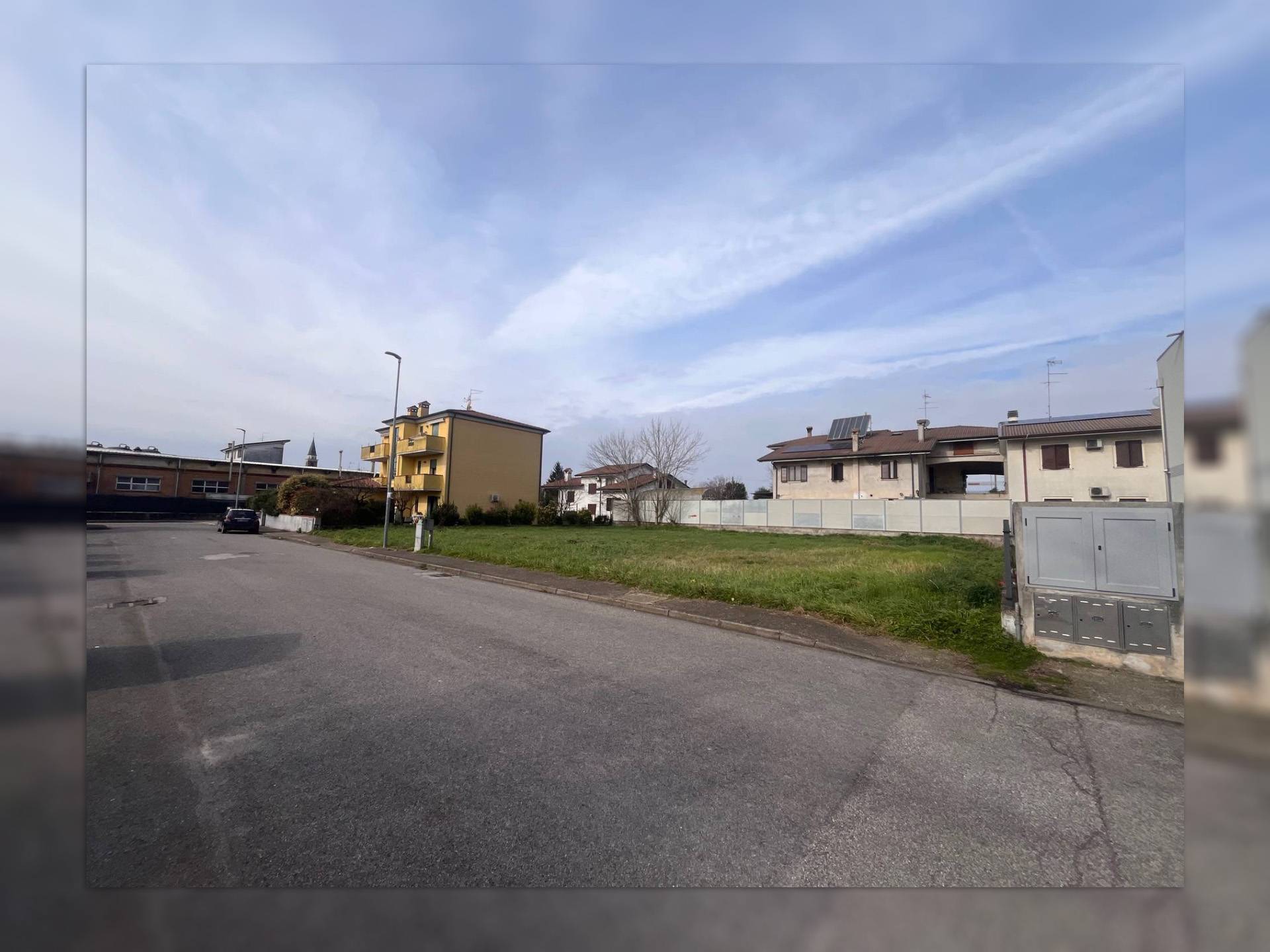 Terreno edificabile in vendita a San Giorgio Bigarello
