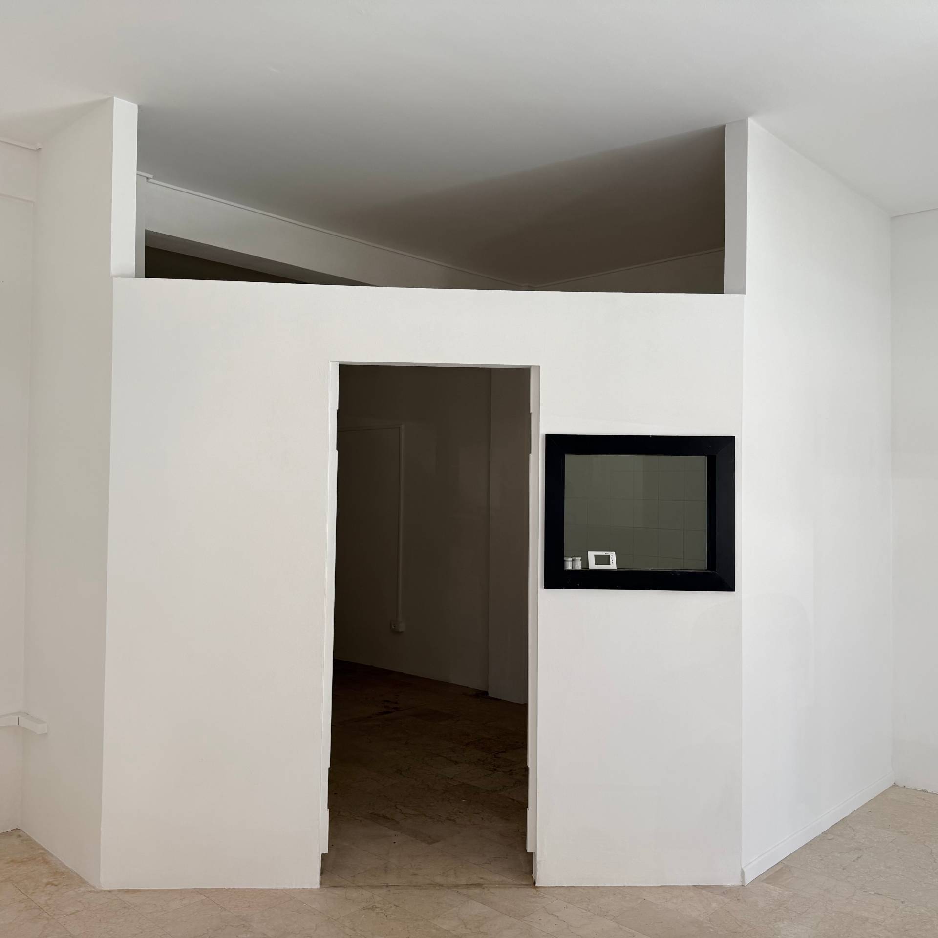 Locale commerciale in affitto a Mantova, Centro storico