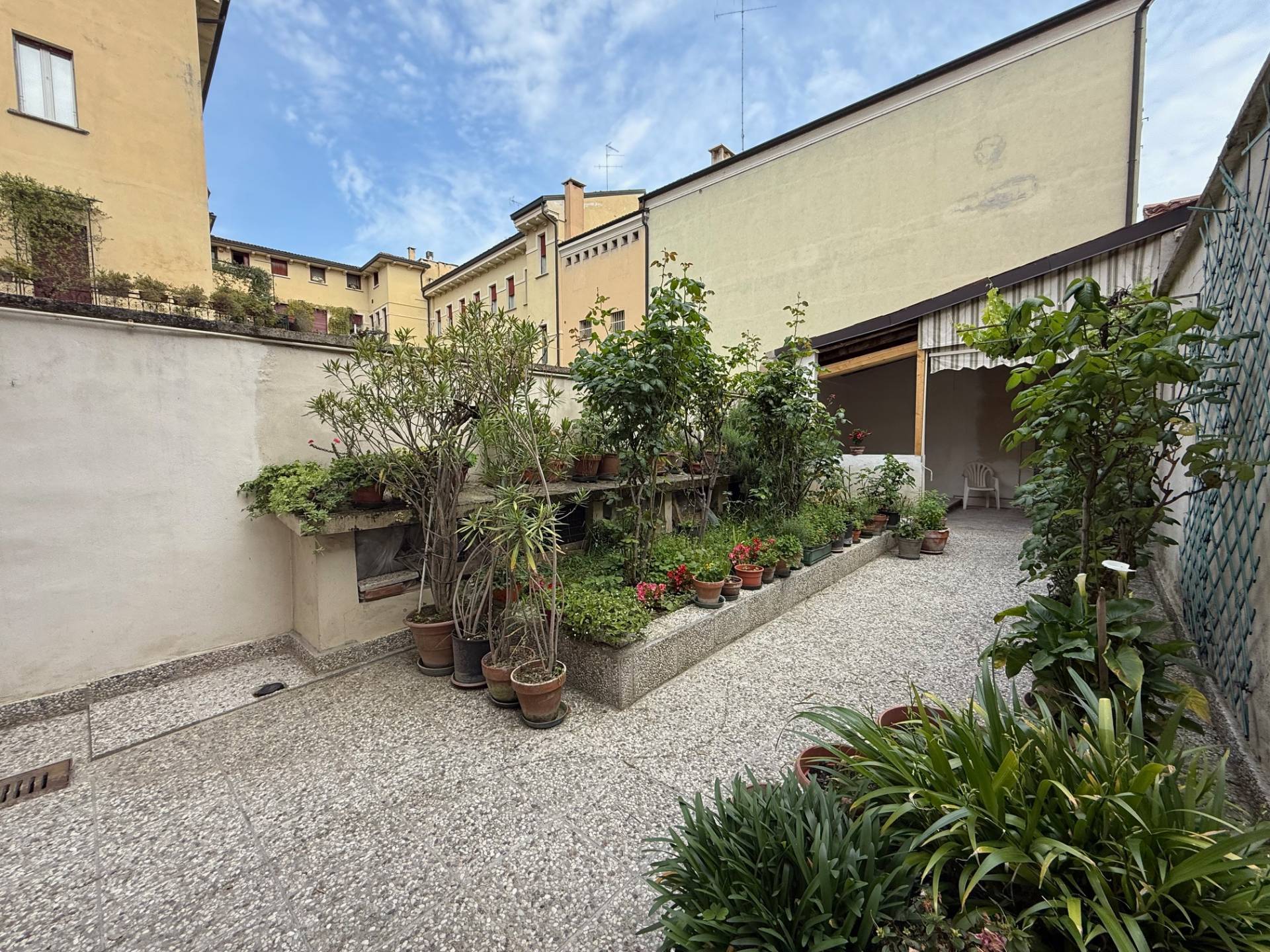 Casa Indipendente in vendita a Mantova, Centro storico