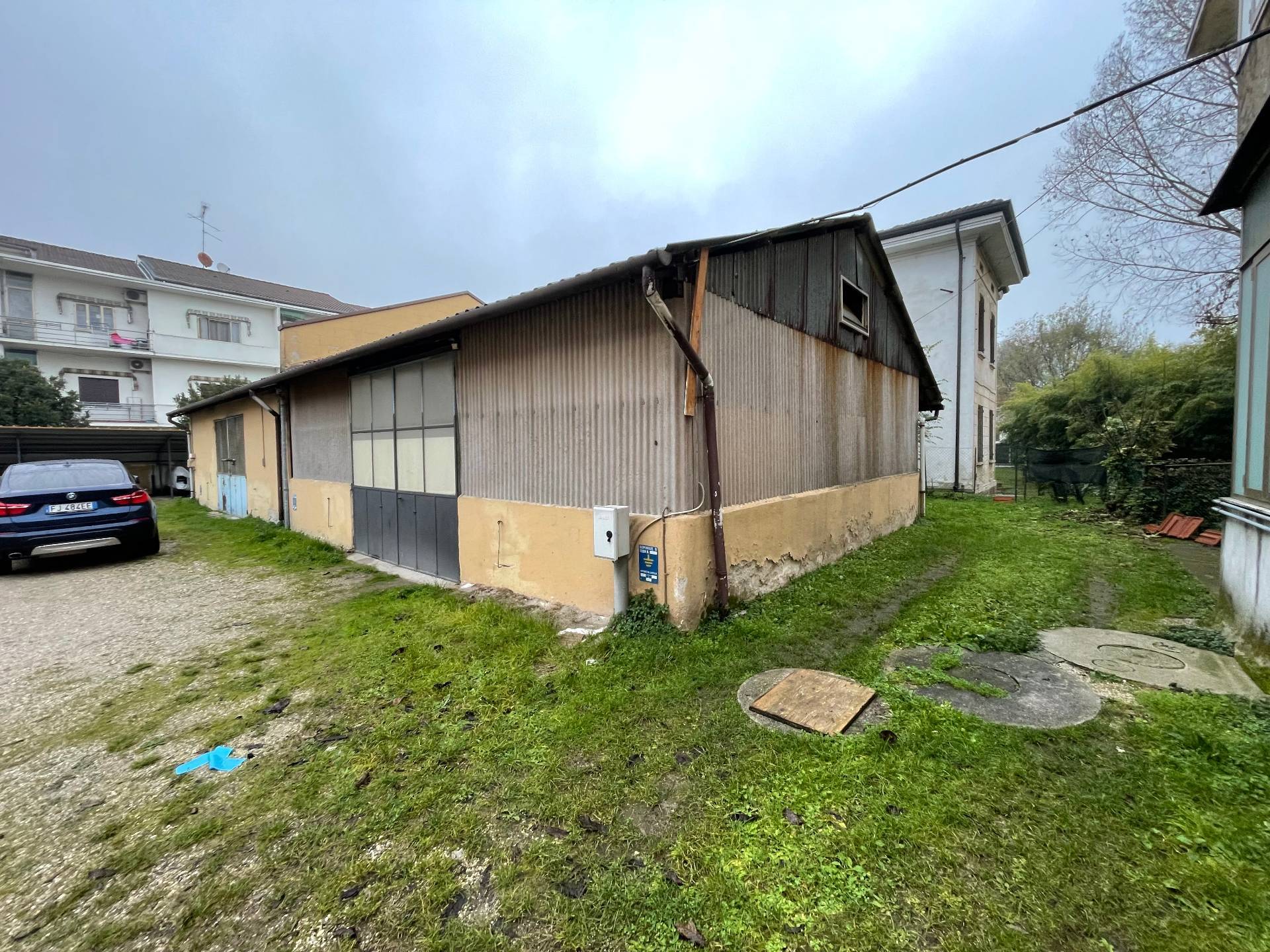 Capannone in affitto a Mantova, Te Brunetti