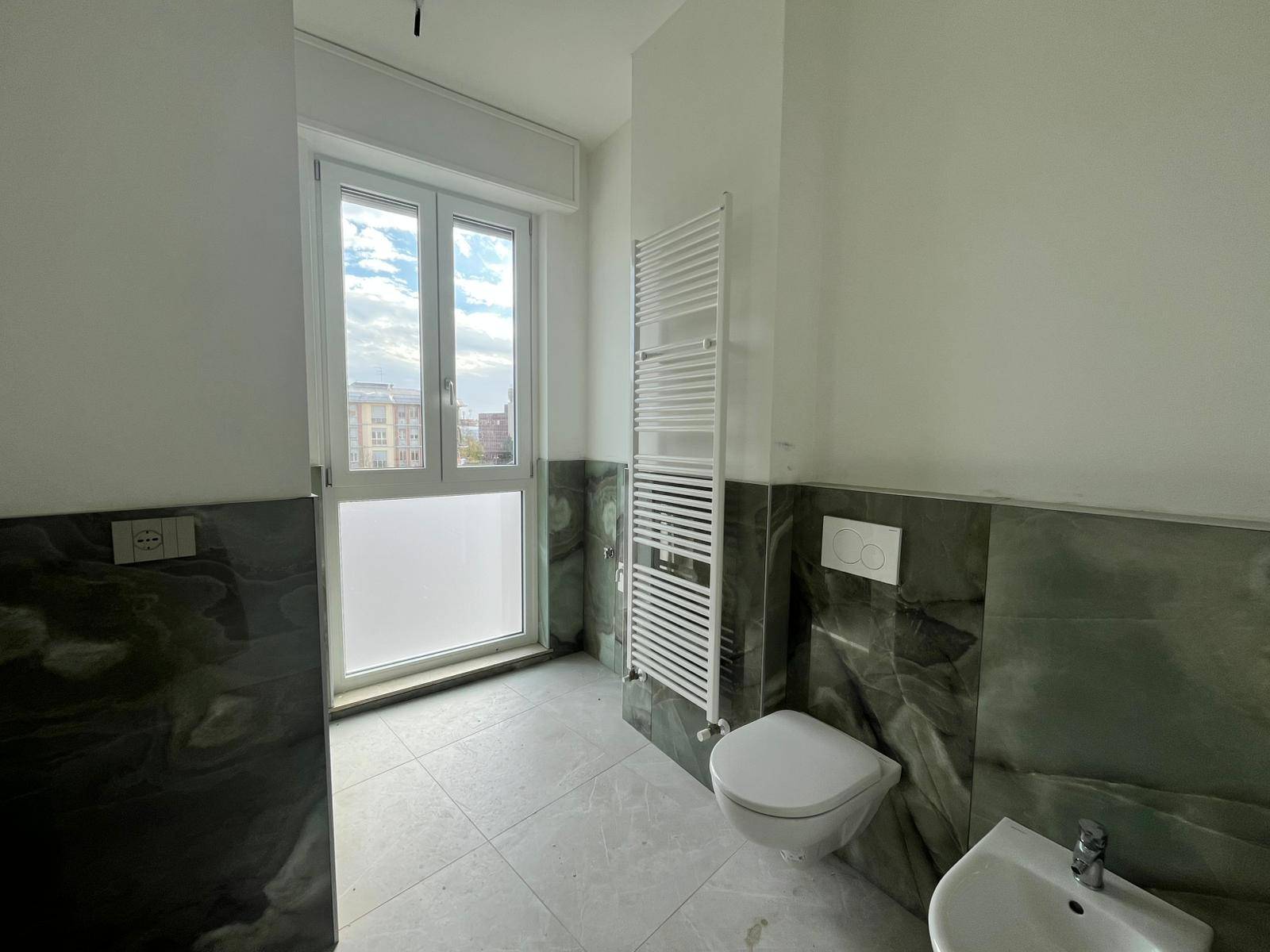 Bilocale in vendita a Mantova, Viali