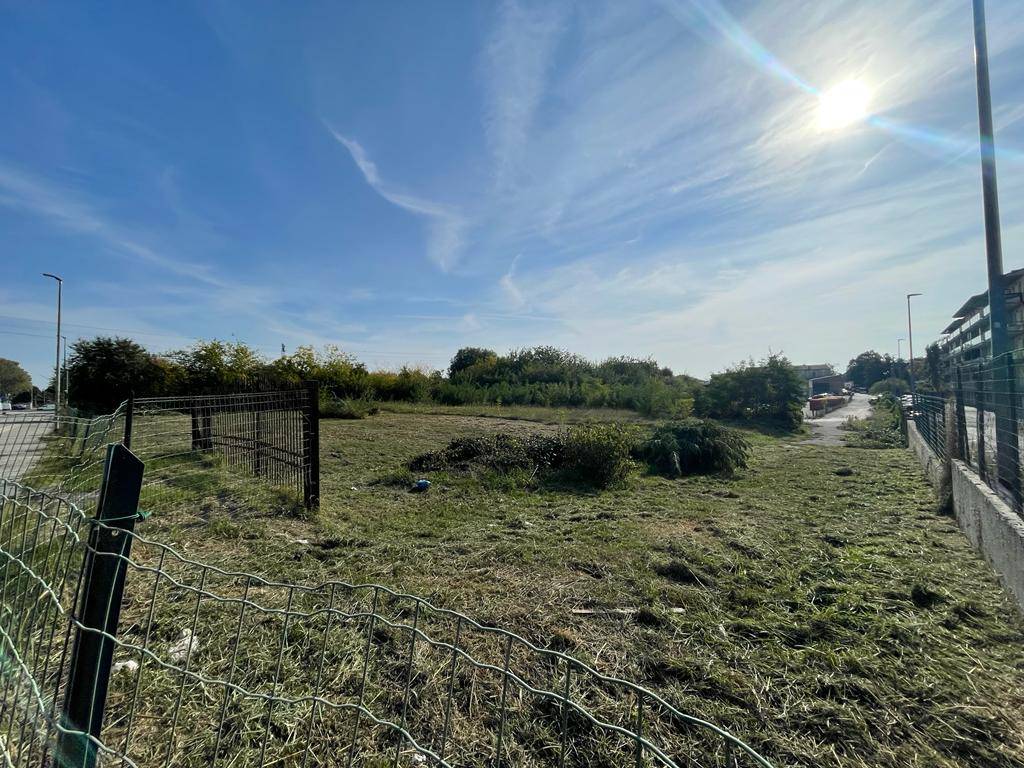 Terreno edificabile in vendita a Mantova, Borgo Chiesanuova