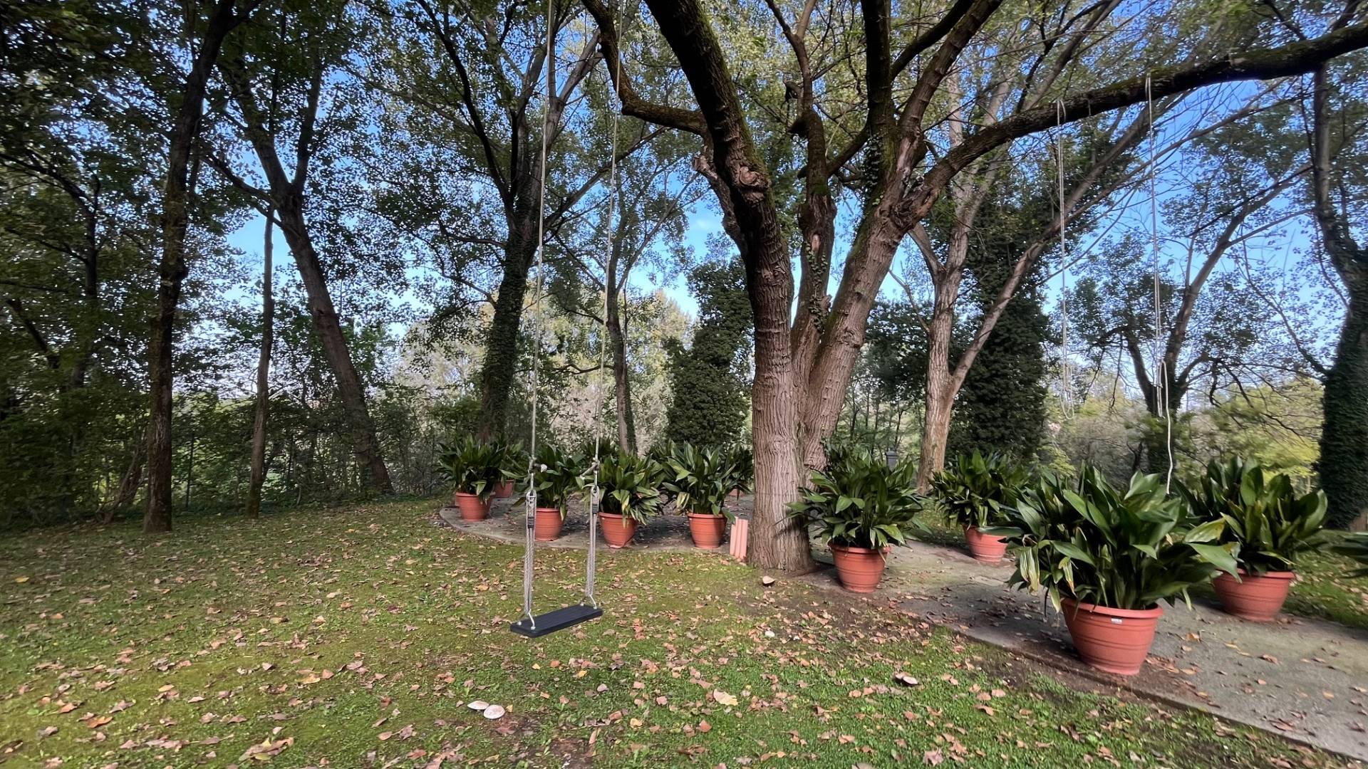 Casa Indipendente in vendita a Mantova, Frassino