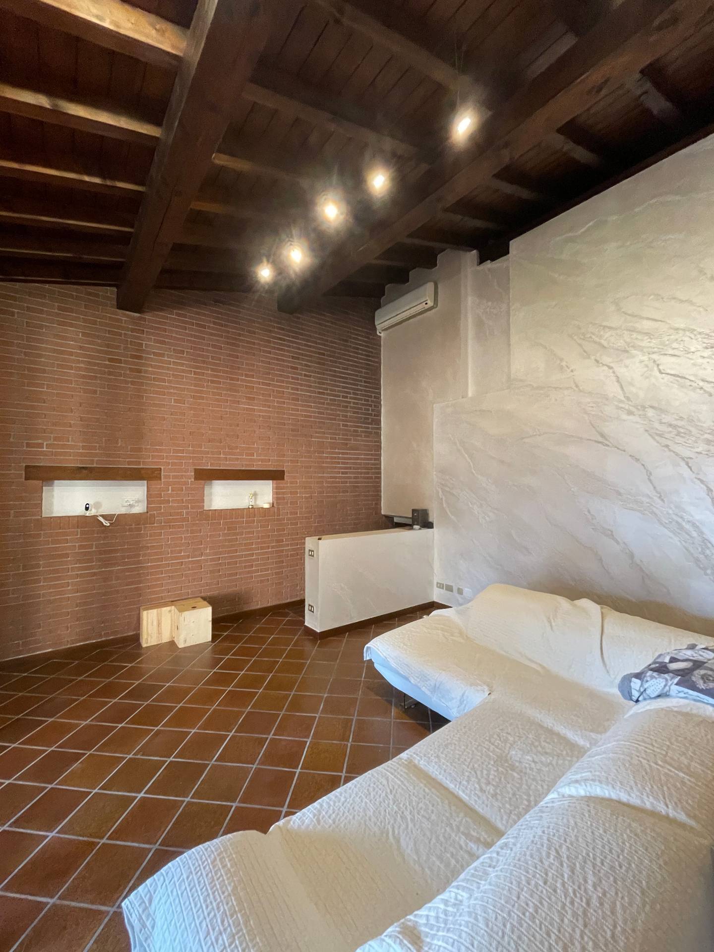 Villa in vendita a Curtatone, Levata