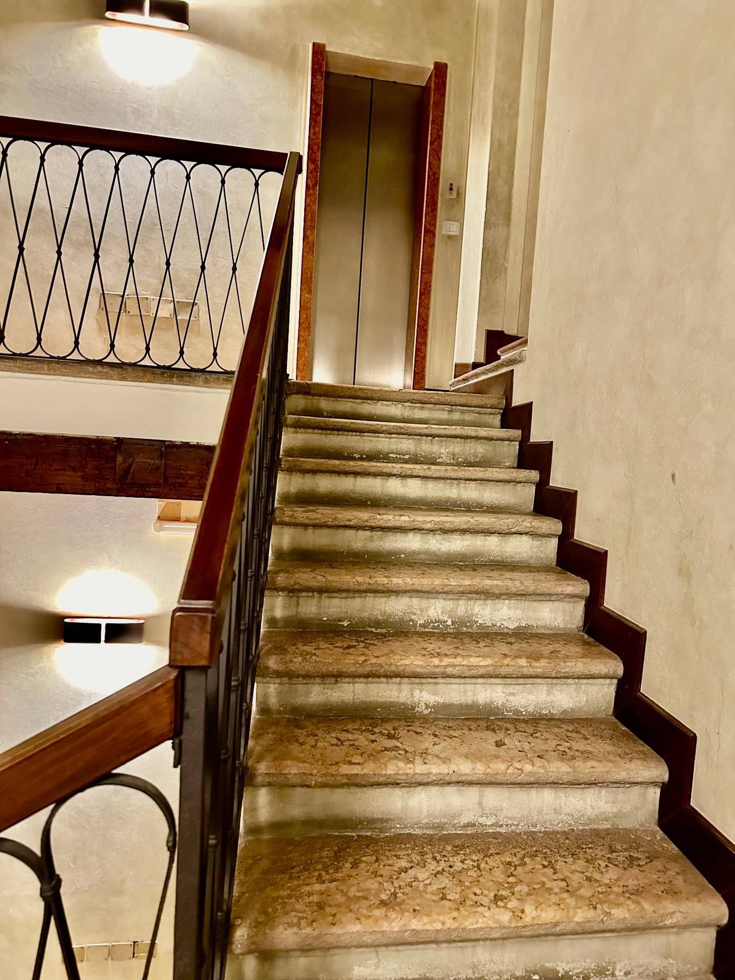 Appartamento in vendita a Mantova, Centro storico