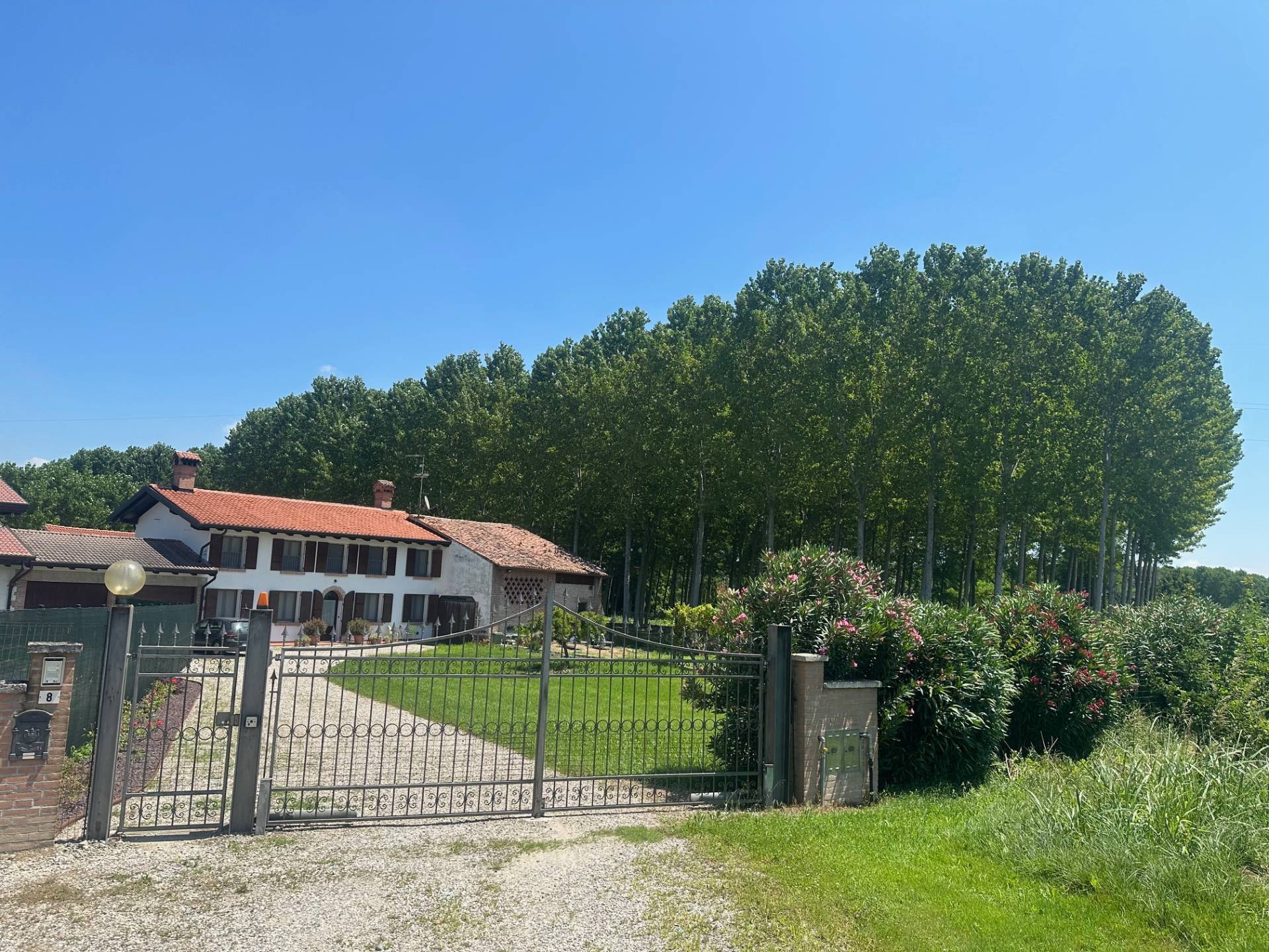 Casa Indipendente in vendita a Bagnolo San Vito, San Biagio