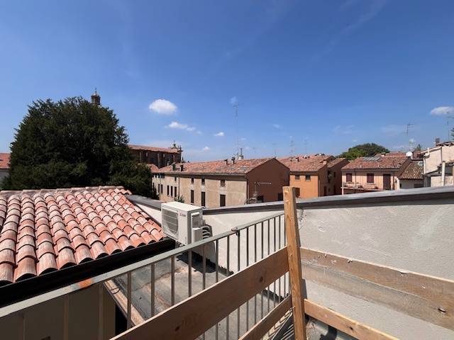 Bilocale in vendita a Mantova, Centro storico