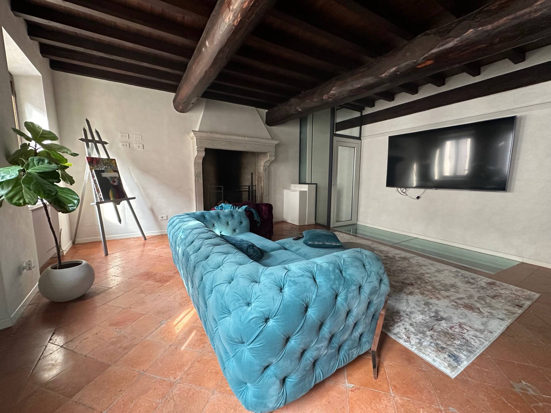 Casa Indipendente in vendita a Mantova, Centro storico