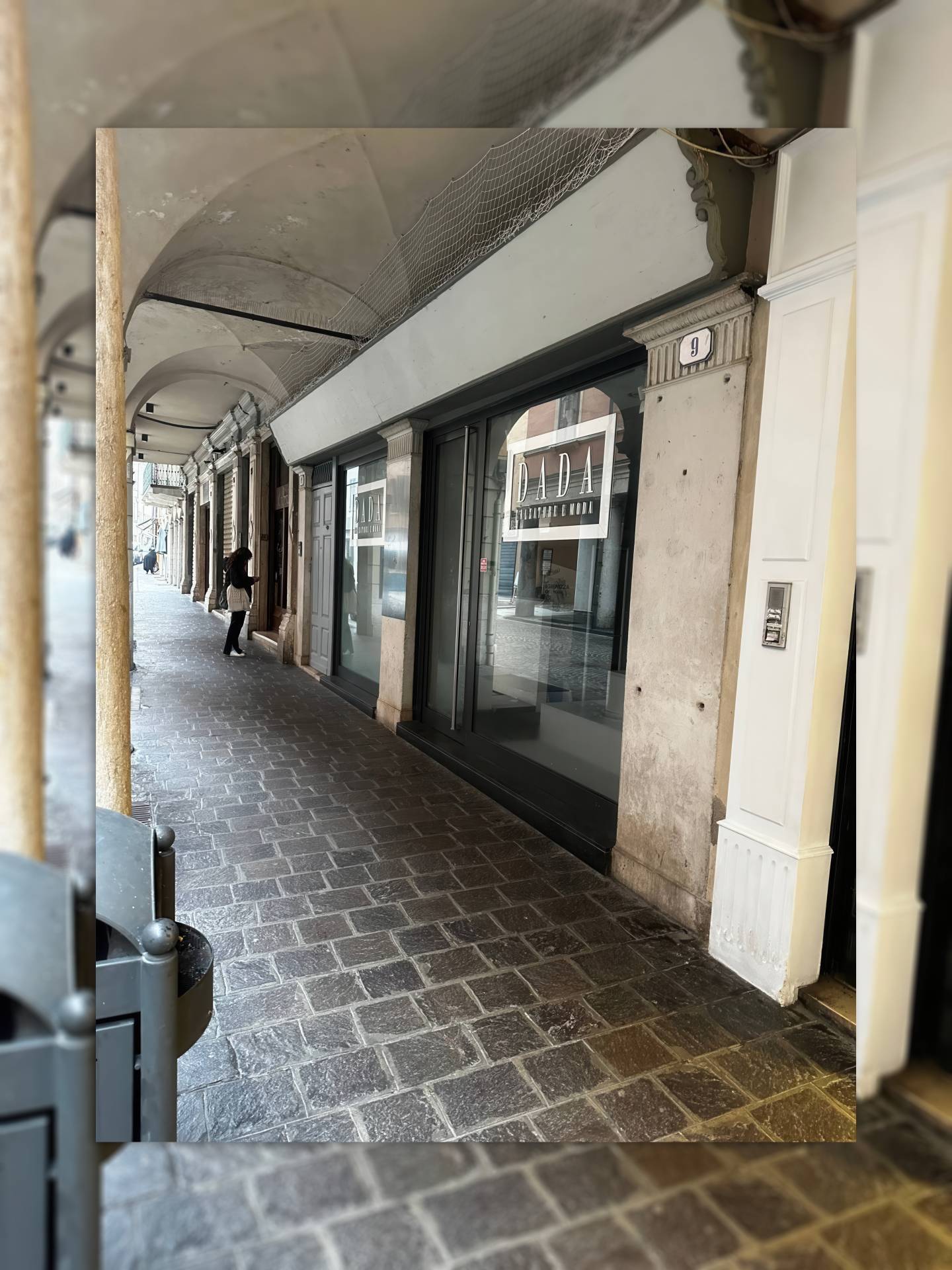 Locale commerciale in affitto a Mantova, Centro storico