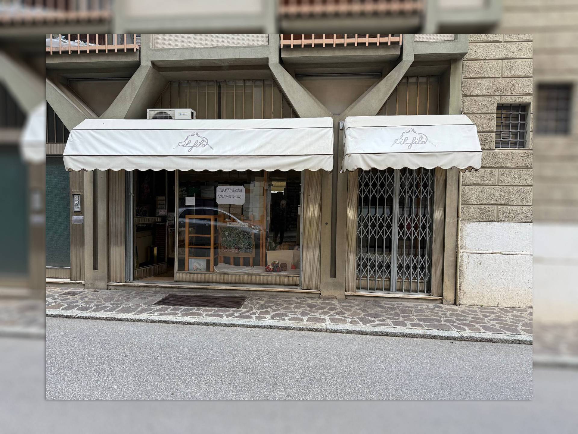 Locale commerciale in affitto a Mantova, Centro storico