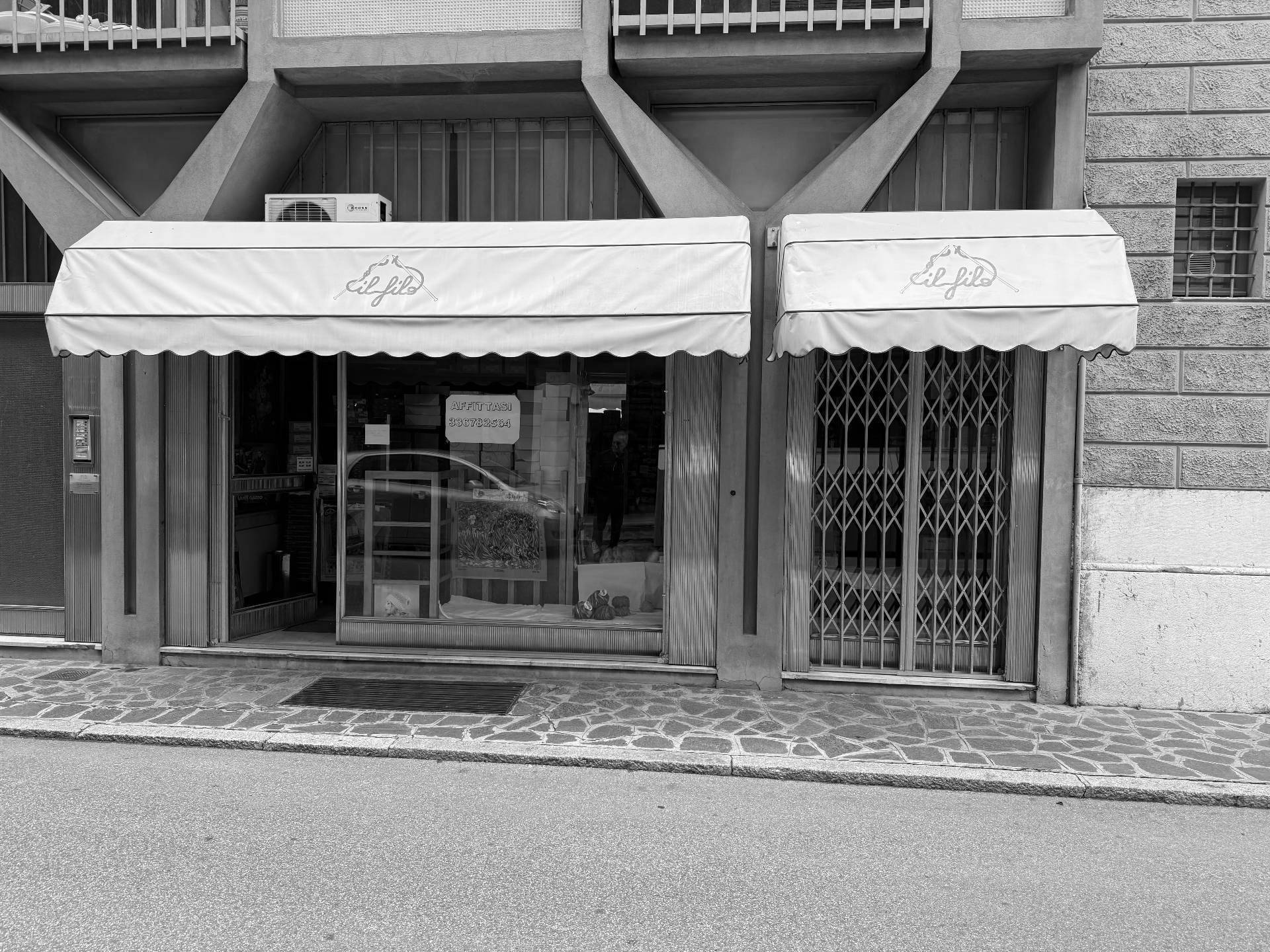 Locale commerciale in affitto a Mantova, Centro storico