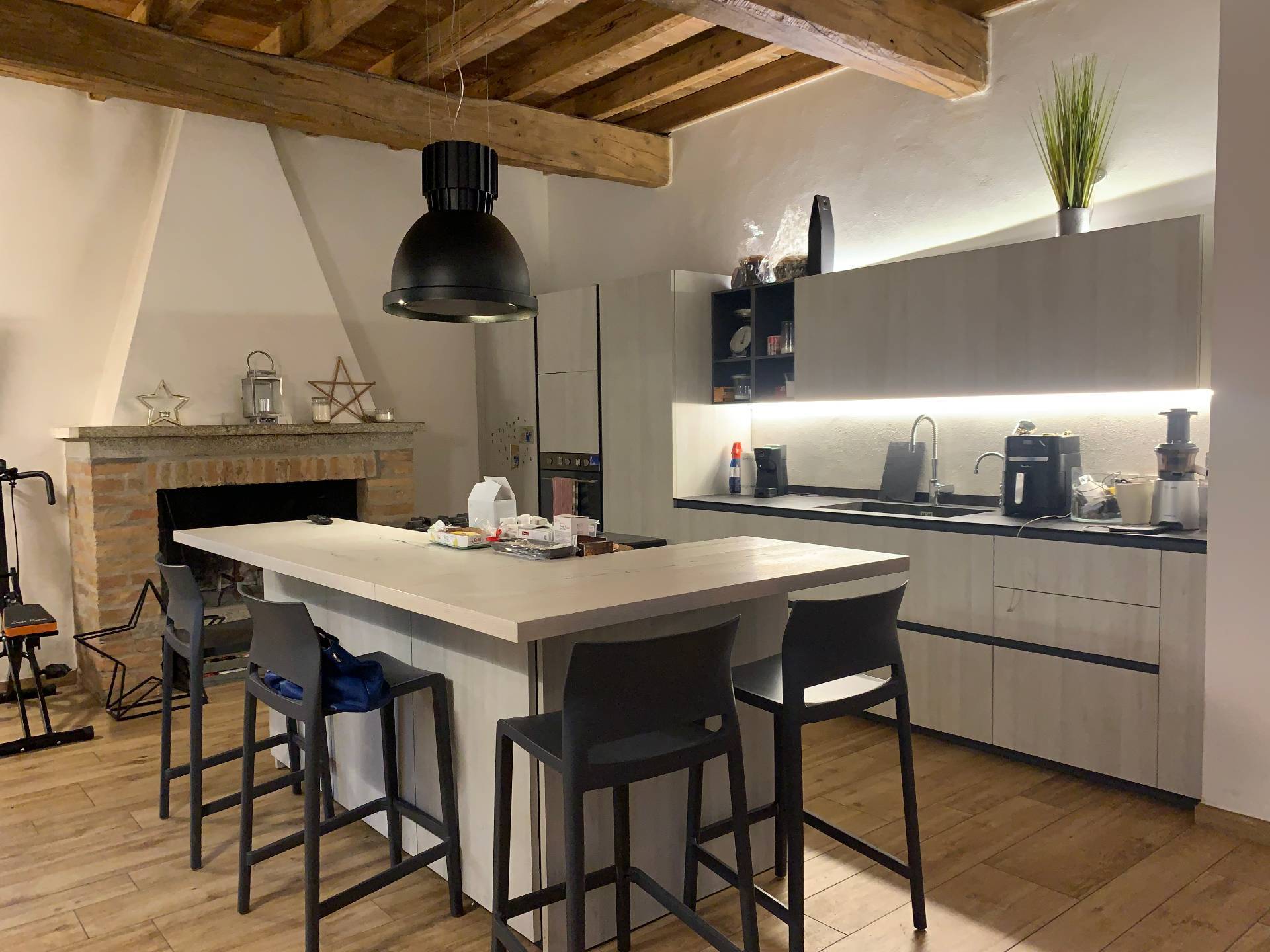 Casa Indipendente in vendita a Mantova