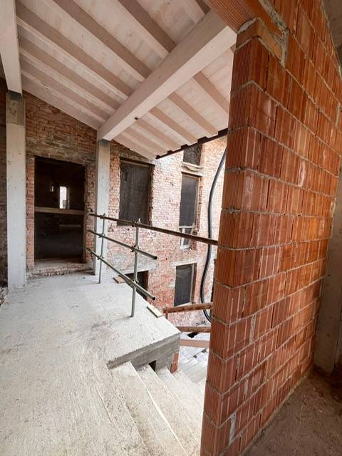 Casa Indipendente in vendita a Mantova, Centro storico