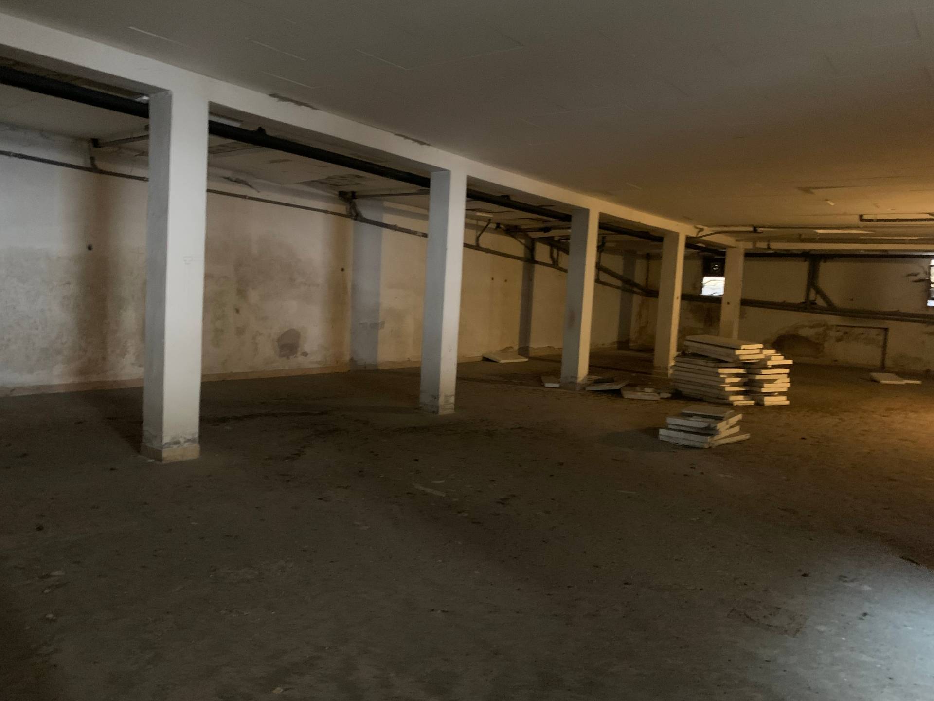 Magazzino in vendita a Mantova, Centro storico