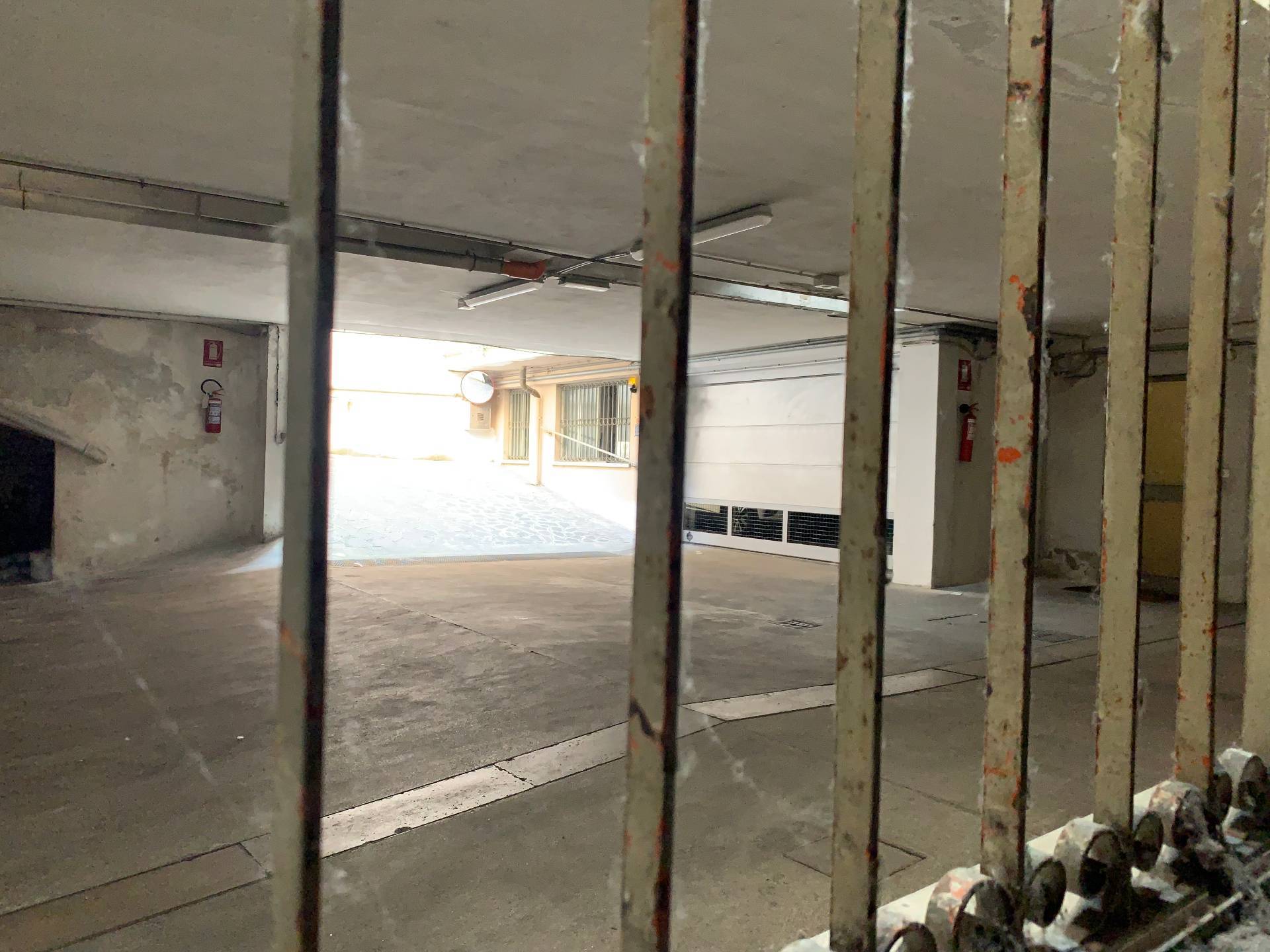 Magazzino in vendita a Mantova, Centro storico