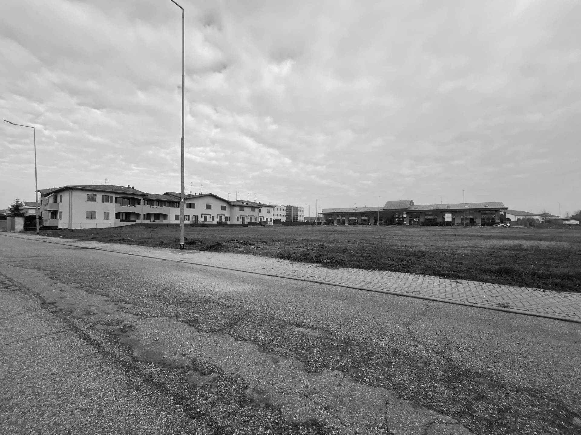 Terreno edificabile in vendita a Curtatone, Levata