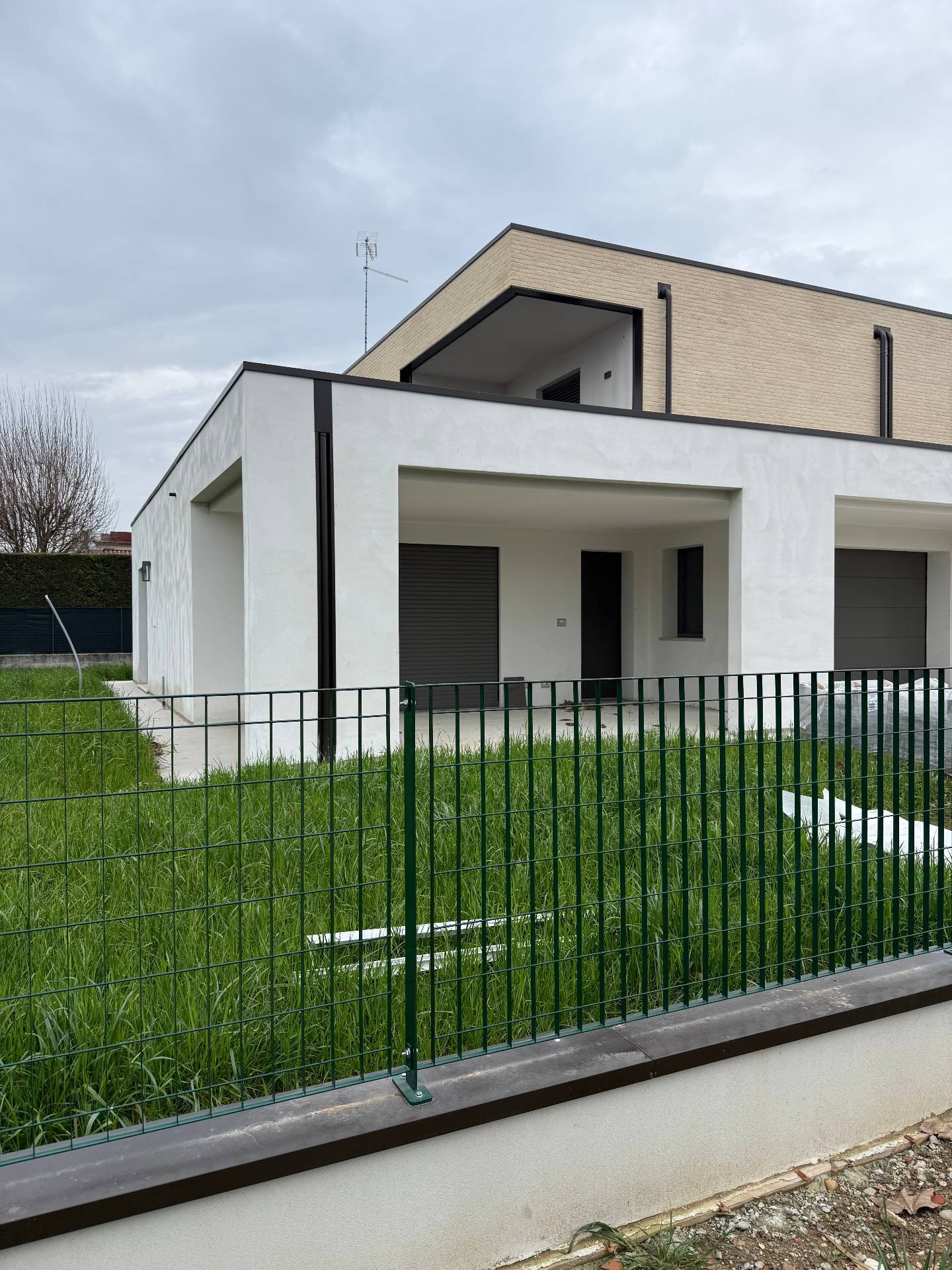 Villa bifamiliare in vendita a Porto Mantovano, Sant'Antonio (capoluogo)