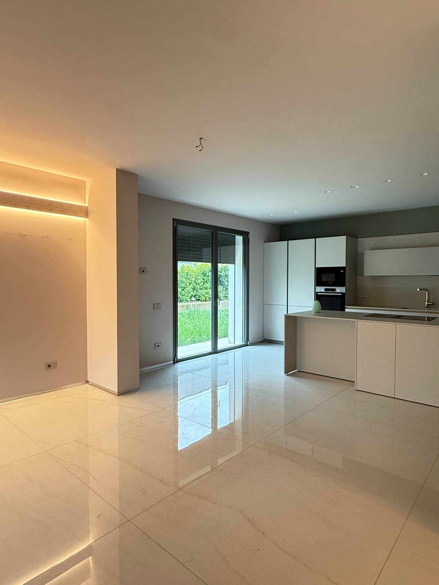 Villa bifamiliare in vendita a Porto Mantovano, Sant'Antonio (capoluogo)