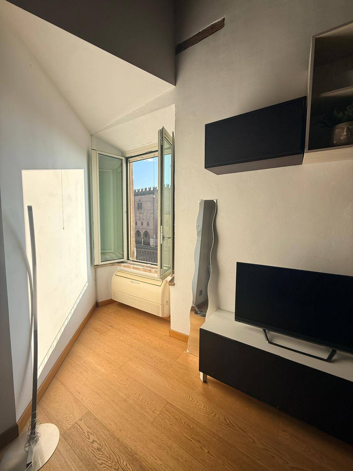 Appartamento in vendita a Mantova, Centro storico