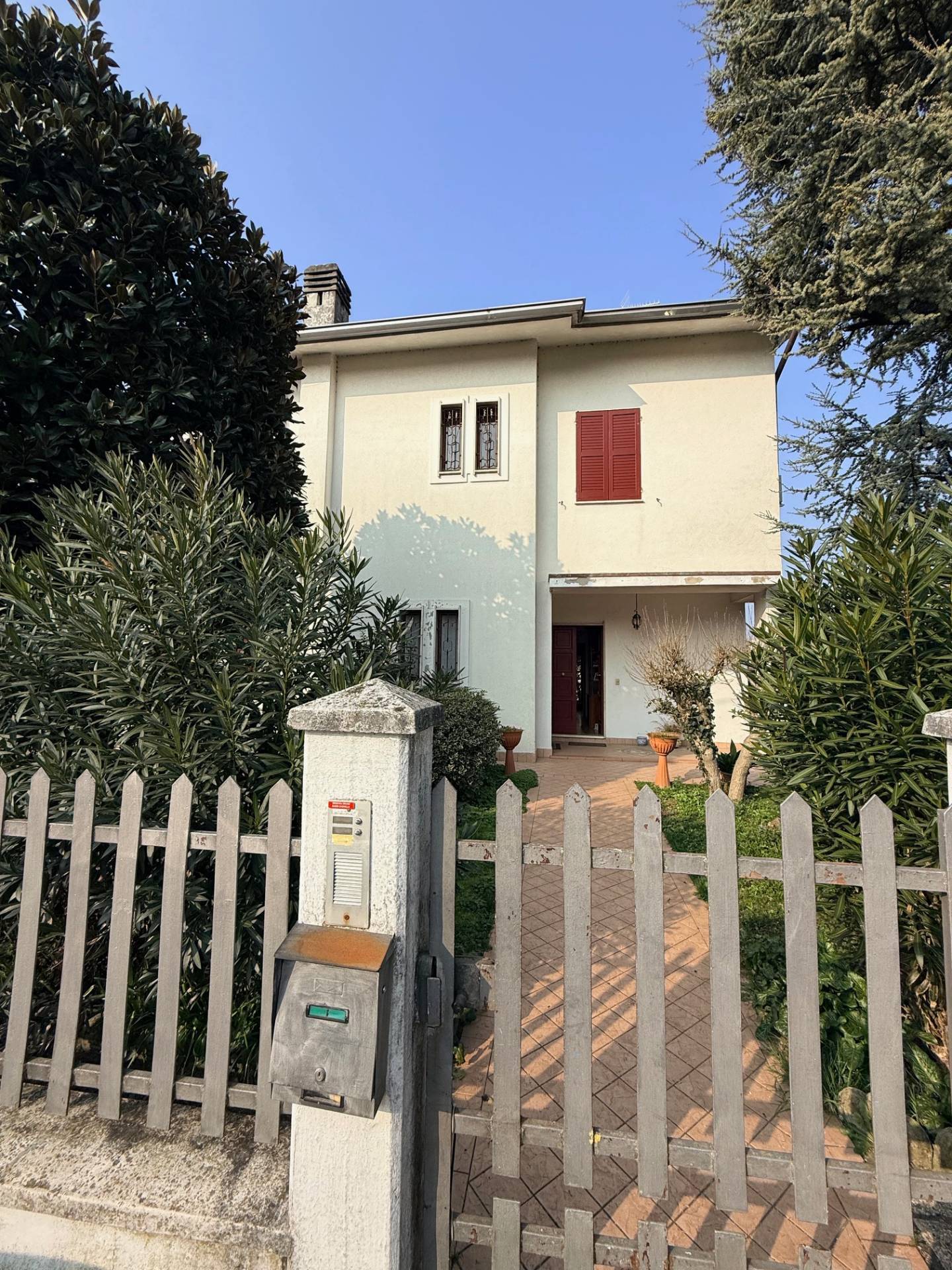Casa Indipendente in vendita a Porto Mantovano, Sant'Antonio (capoluogo)