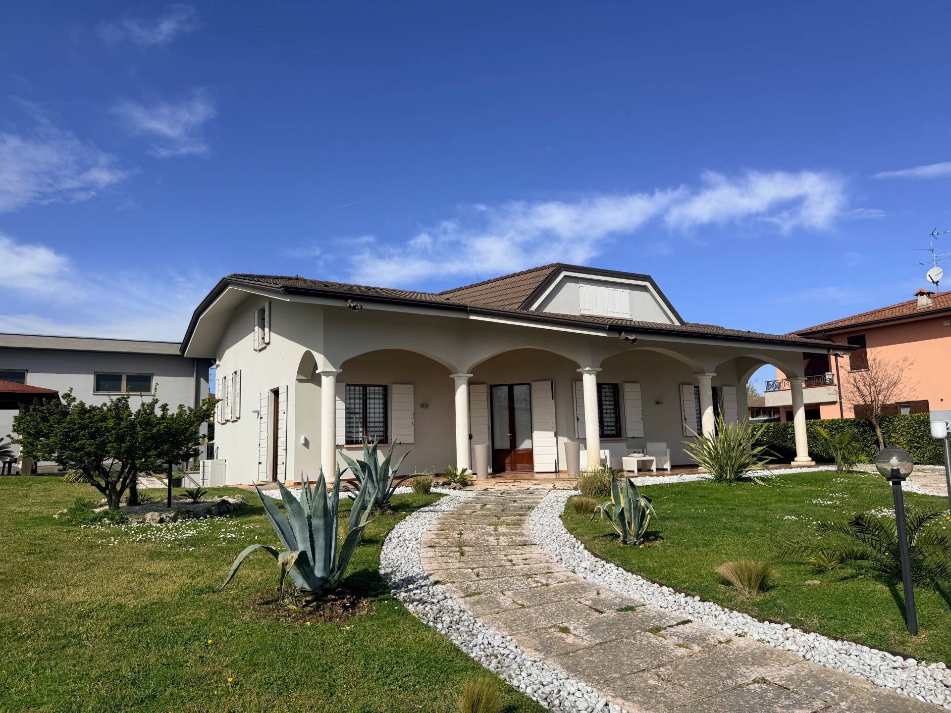 Casa singola in vendita a Rodigo, Rivalta sul Mincio