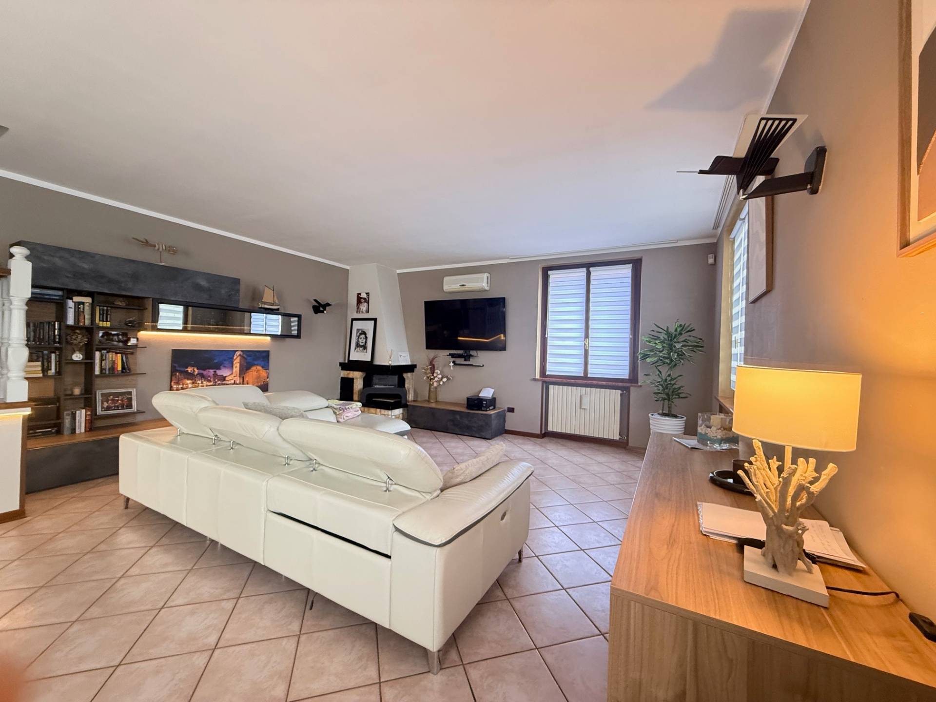 Casa singola in vendita a Rodigo, Rivalta sul Mincio