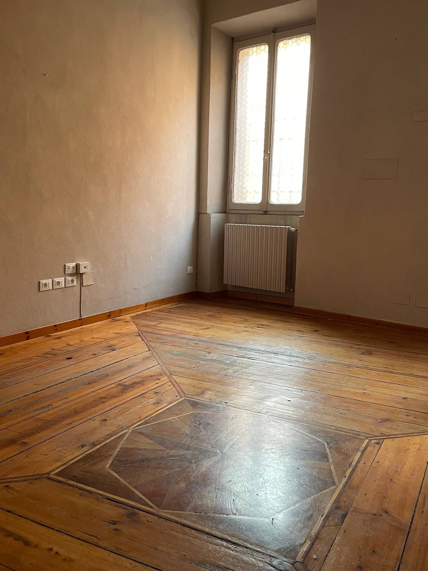 Appartamento in vendita a Mantova, Centro storico