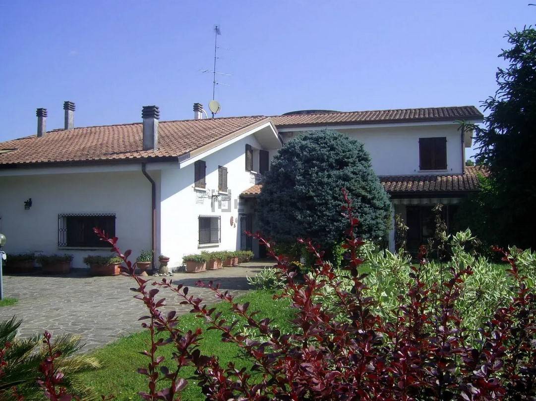 Villa in vendita a Porto Mantovano, Bancole