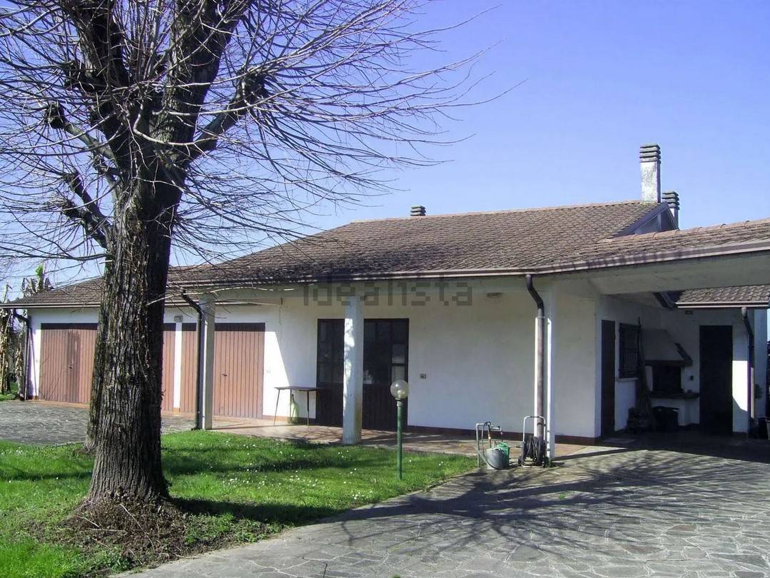 Villa in vendita a Porto Mantovano, Bancole