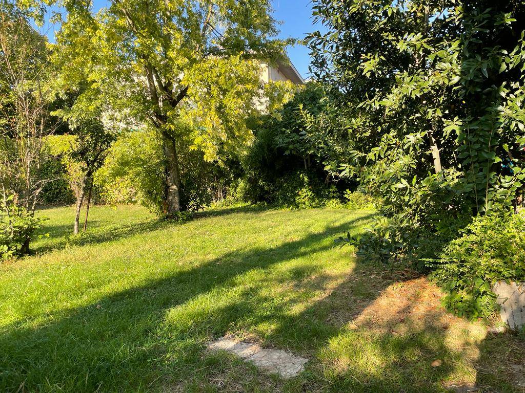 Villa in vendita a Mantova, Borgo Chiesanuova