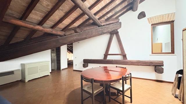 Palazzo in vendita a Mantova, Centro storico